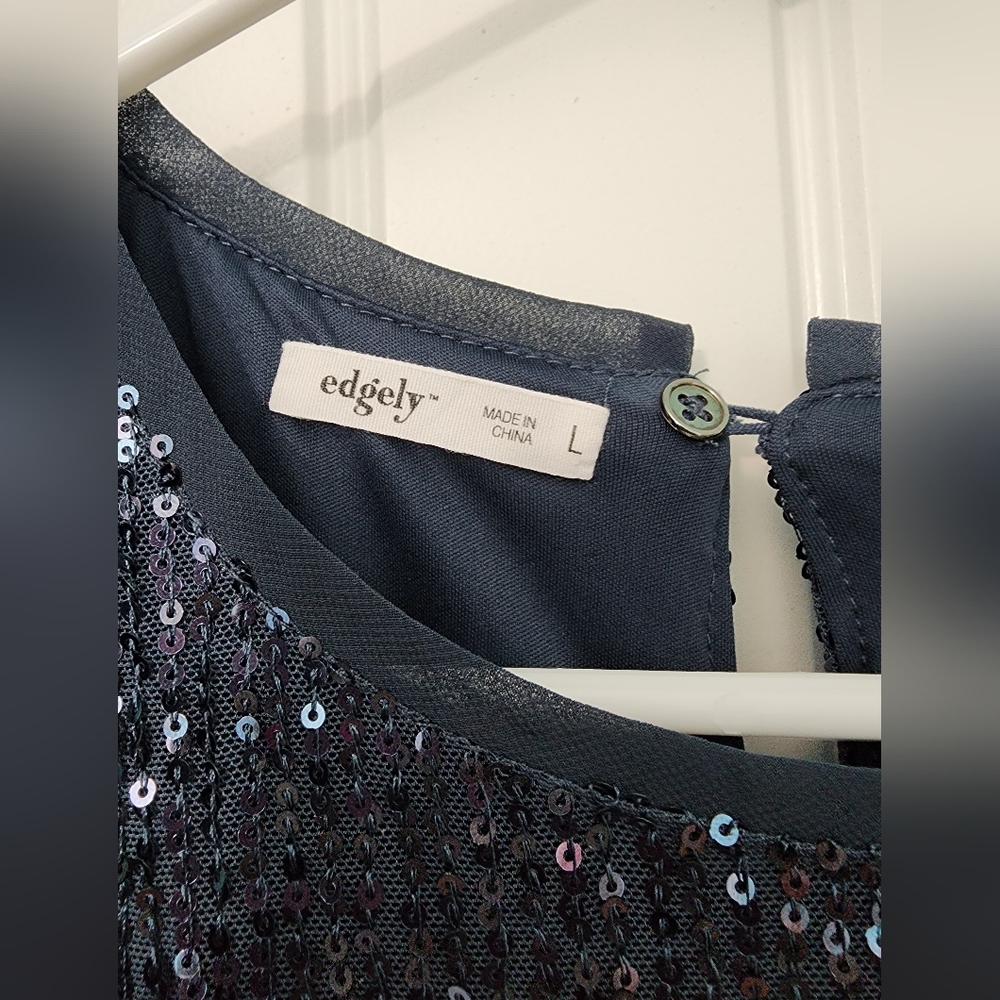 Maurcies Edgely™ Sequin Short Sleeve Tee, Size Large - Picture 5 of 7